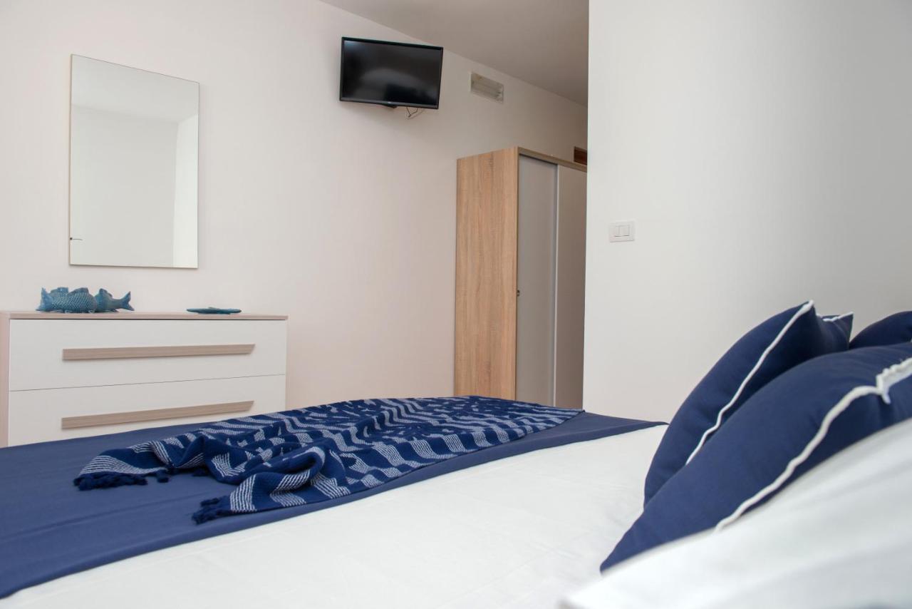 Al Faro Guest House Vieste Ngoại thất bức ảnh